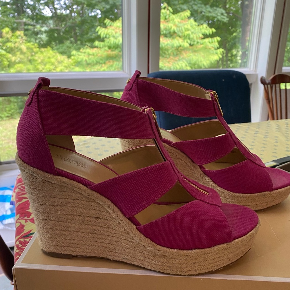 Michael kors platform sandals